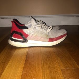 Adidas Ultraboost 19 Size 10.5
